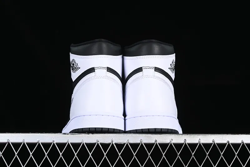 All categories Air Jordan Jordan series basketball shoes Air Jordan 1 High Pure original Air Jordan 1 High OG "Reverse Panda" AJ1 Joe 1 new black and white panda DZ5485-010